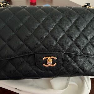 Chanel jumbo classic 18 series caviar